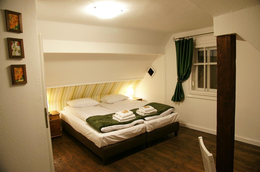Willa Zwolakowka Bed and Breakfast Istebna Exteriör bild